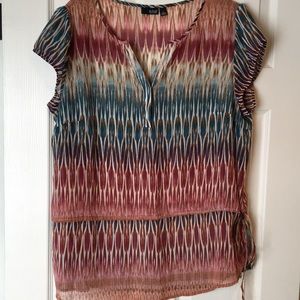 XL Ana top. Sheer short sleeved blouse.